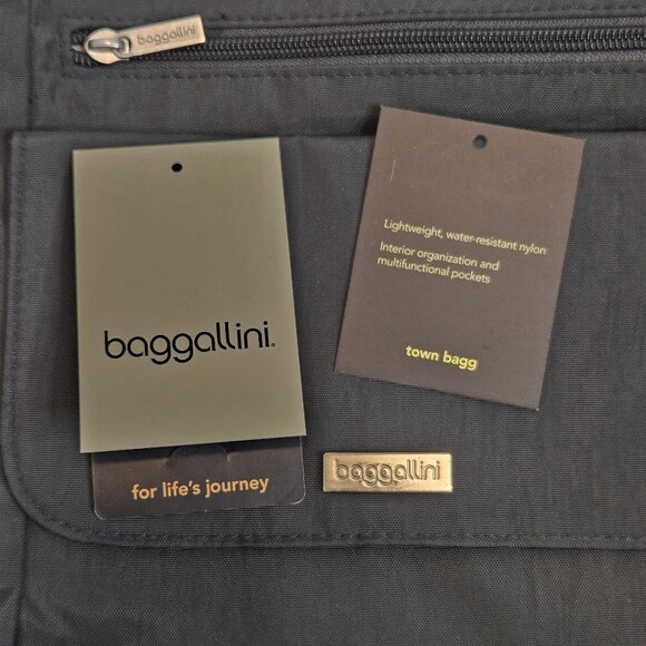 Baggallini Gray Town Bagg; adjustable shoulder/crossbody strap, multi pockets - Picture 7 of 7